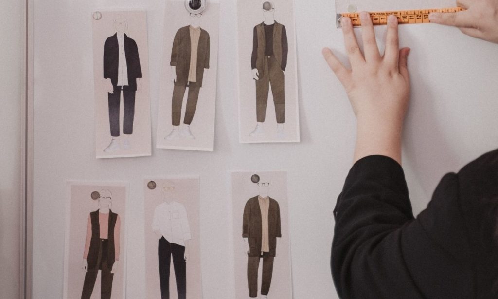 moda laboral en atención al público